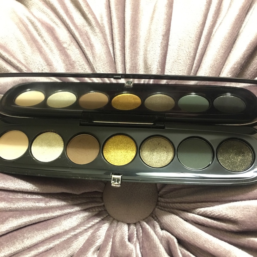 Beauty Edgitorial Eye-Conic Eyeshadow Palette